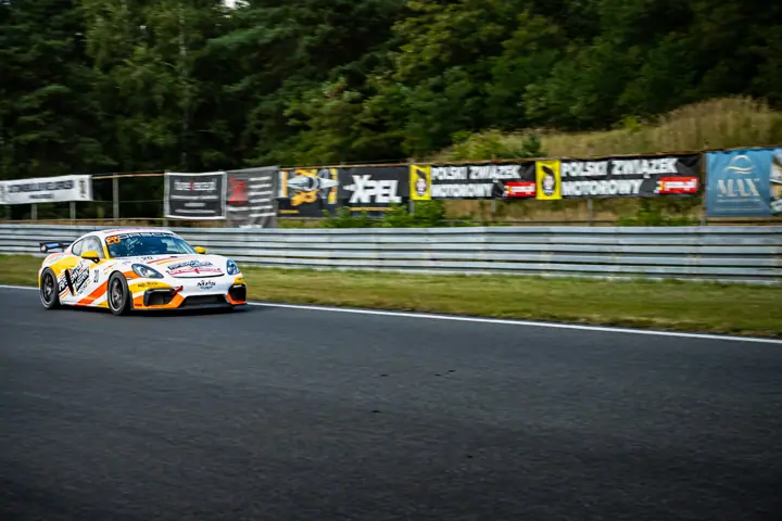 Zdjęcie ze spotkania z motorsportem, 26 sierpnia 2026 - kadr 24