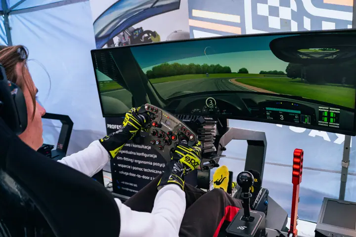 Zdjęcie ze spotkania z motorsportem, 7 października 2026 - kadr 8