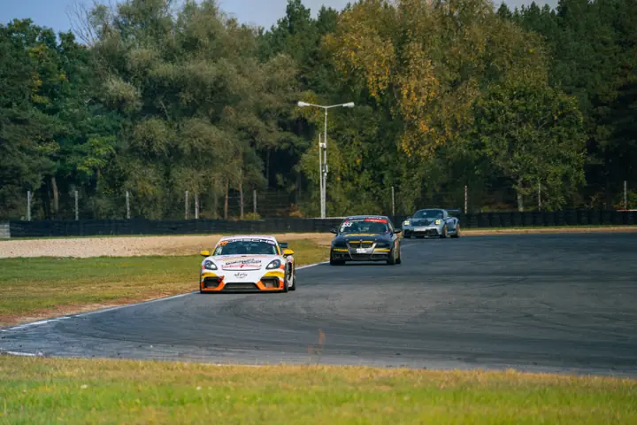 Zdjęcie ze spotkania z motorsportem, 7 października 2026 - kadr 21