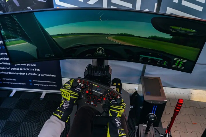 Zdjęcie ze spotkania z motorsportem, 7 października 2026 - kadr 9