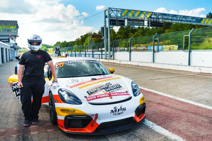 Zdjęcie ze spotkania z motorsportem, 26 sierpnia 2026 - kadr 2
