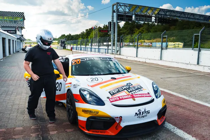 Zdjęcie ze spotkania z motorsportem, 26 sierpnia 2026 - kadr 5